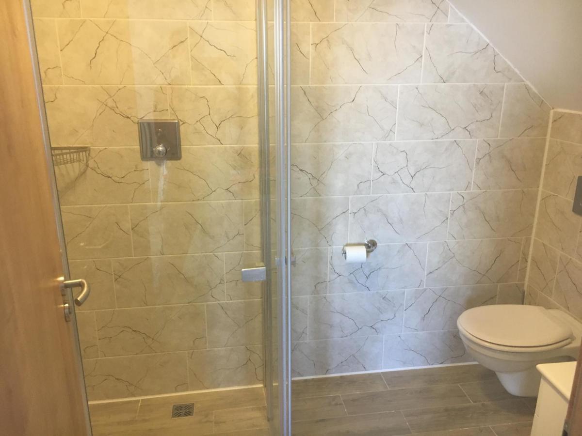 Ubytovani Pod Mezu Hlohovec Extérieur photo